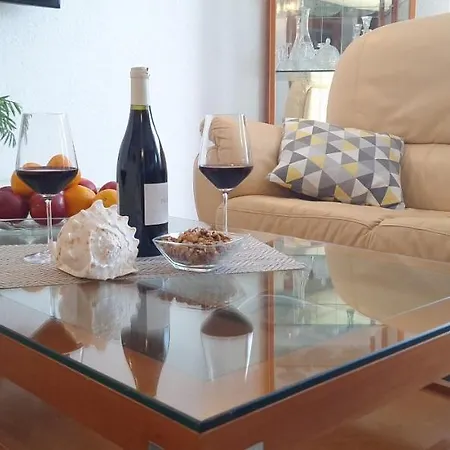 Dia Apartment *